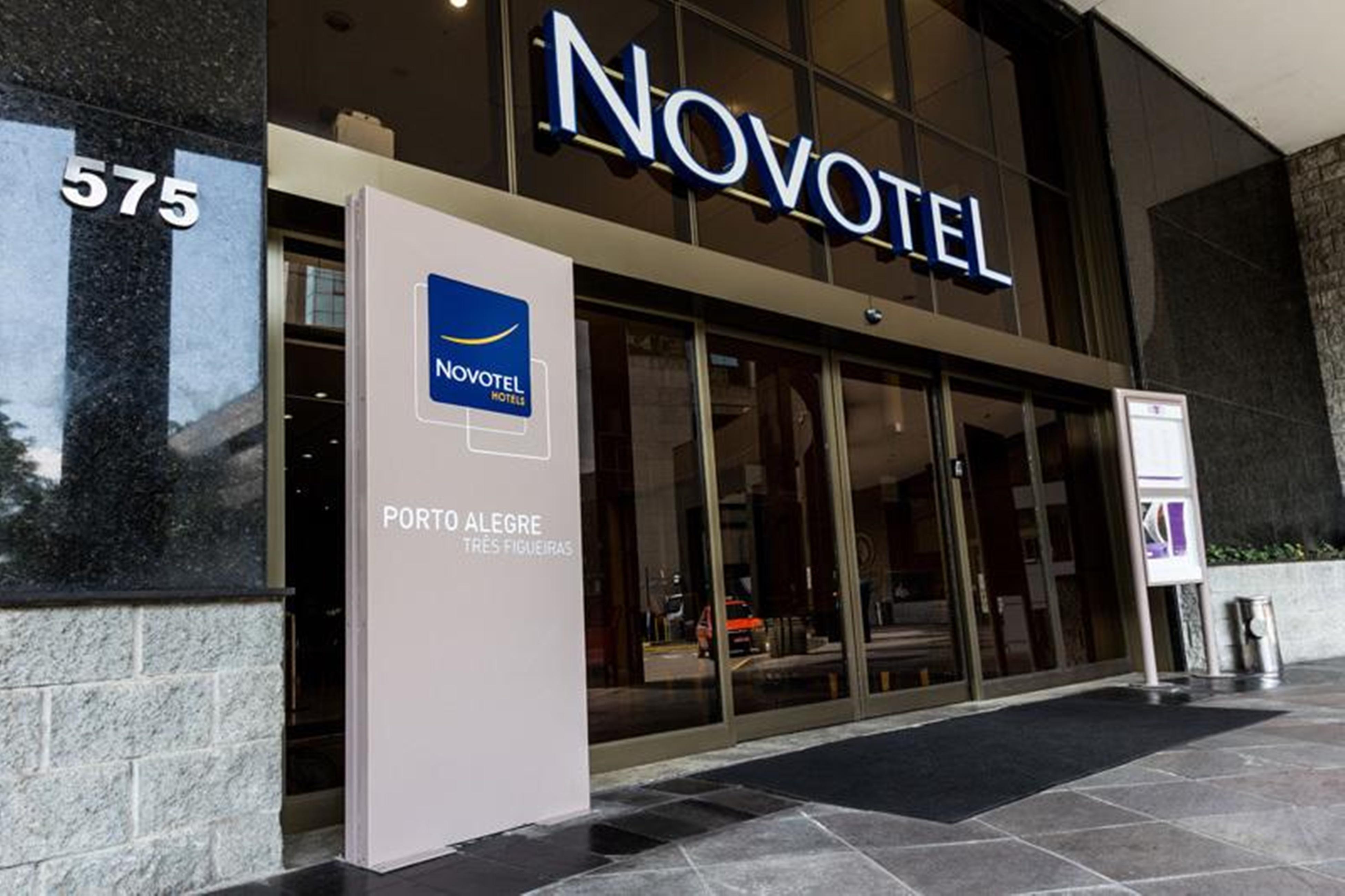 Novotel Porto Alegre Tres Figueiras Exterior foto