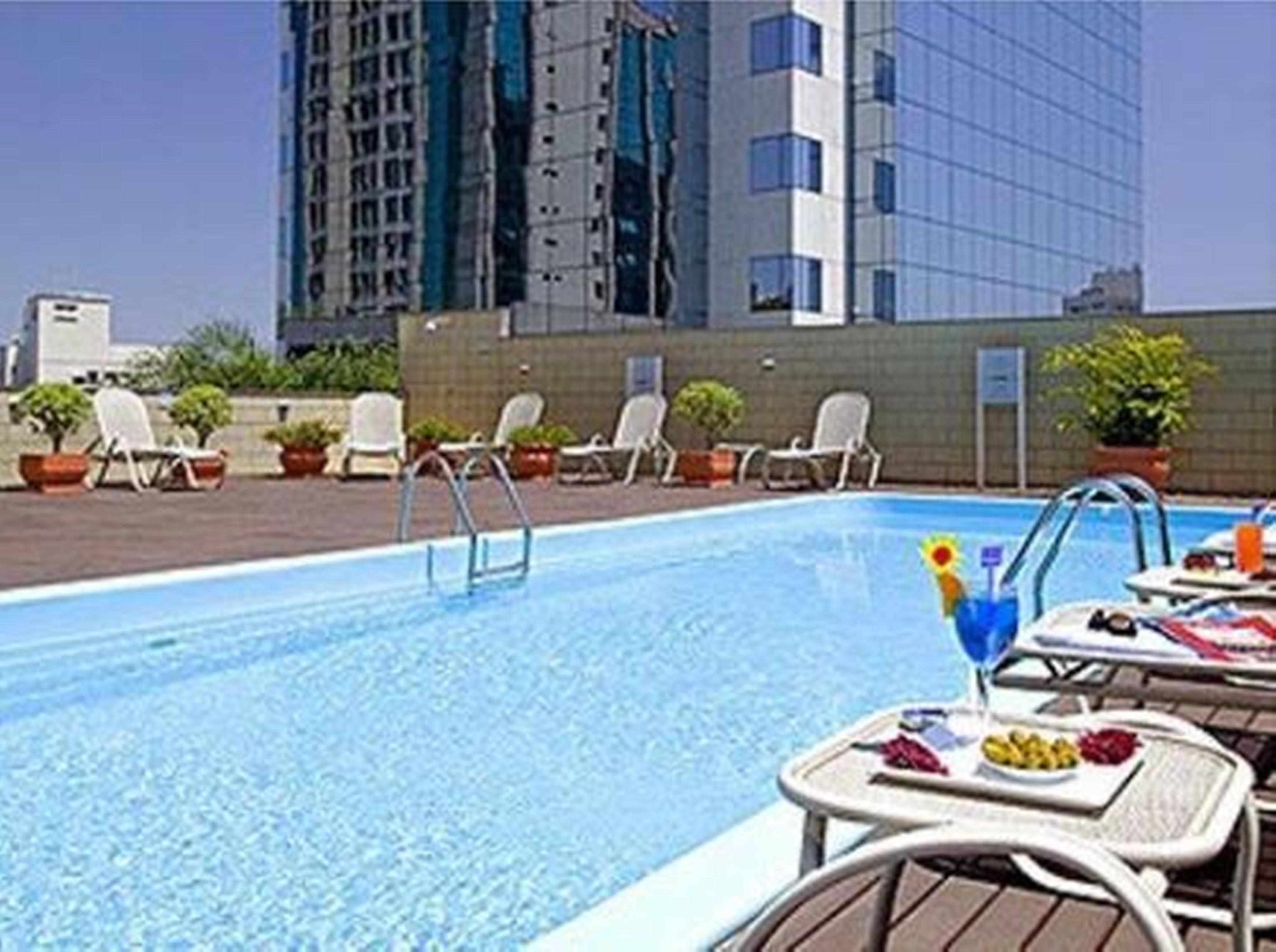 Novotel Porto Alegre Tres Figueiras Exterior foto